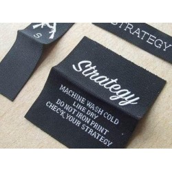 Custom hem tags woven labels