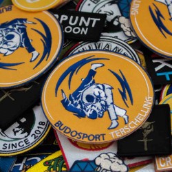 Embroidery badges, custom made, plus